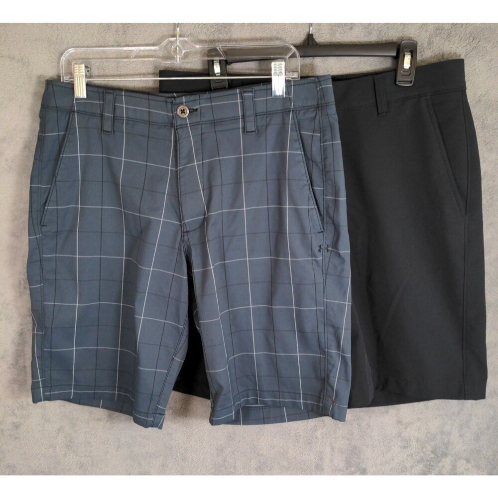 Lot Of 2 Under Armour Golf Shorts Mens 34 Black & Gray Flat Front Performance